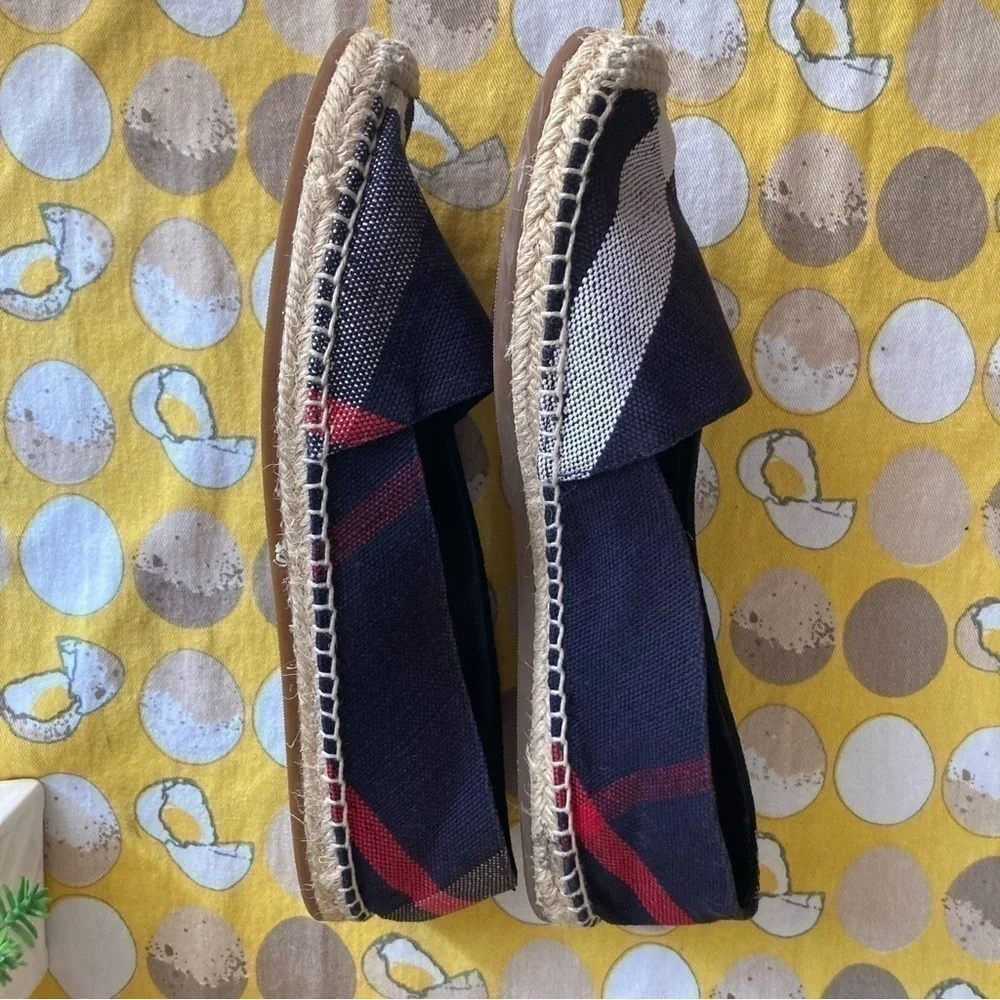 Burberry Hodgeson Nova espadrille slip ons size 39 - Picture 5 of 16